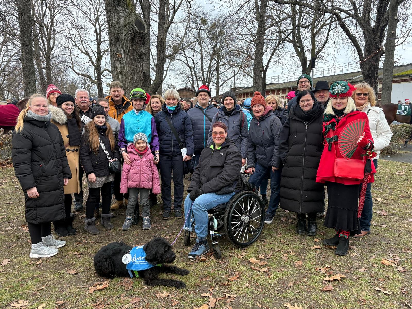 Gruppenfoto mit Hund